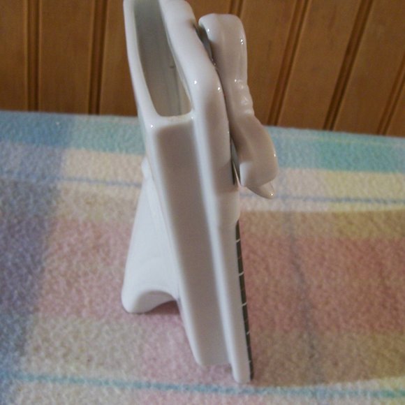 Bow Photo Frame - Picture 5 of 9